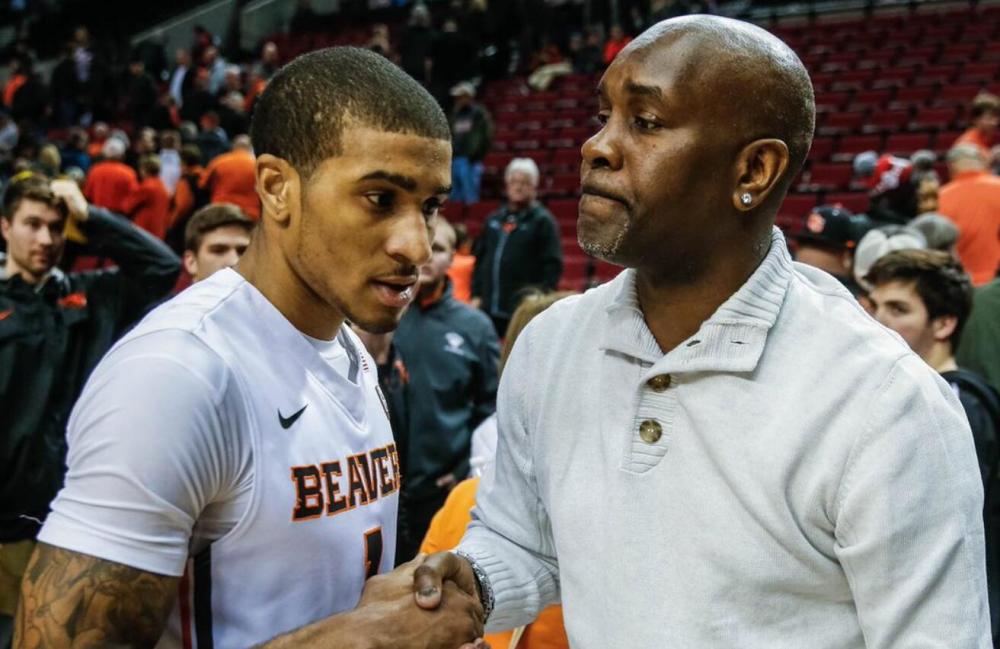 足的对比之 足的对比之