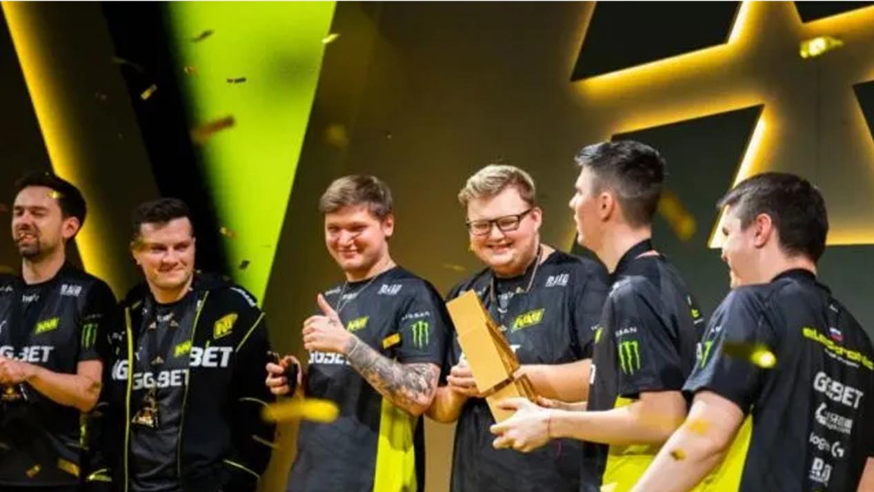 伯克的角色 伯克的角色