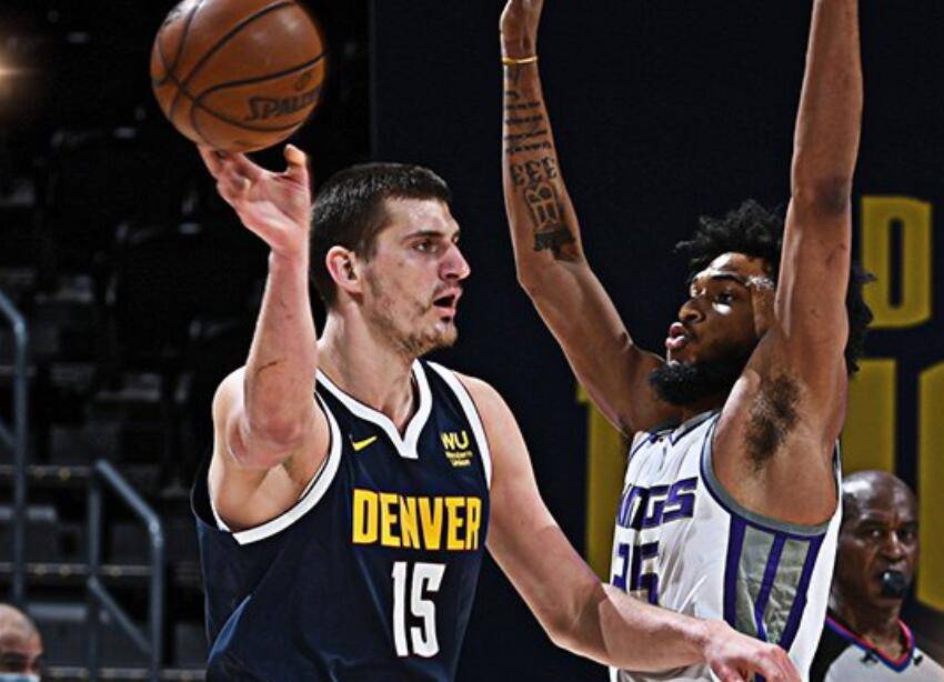 攻防两端的 攻防两端的